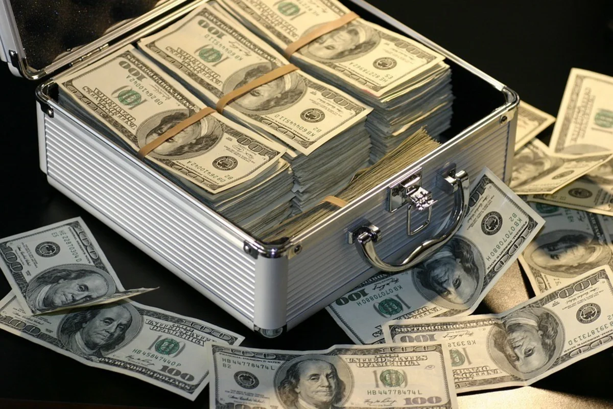 ABŞ-ın xəzinə istiqrazları qarşılığında dollar almaq olacaq