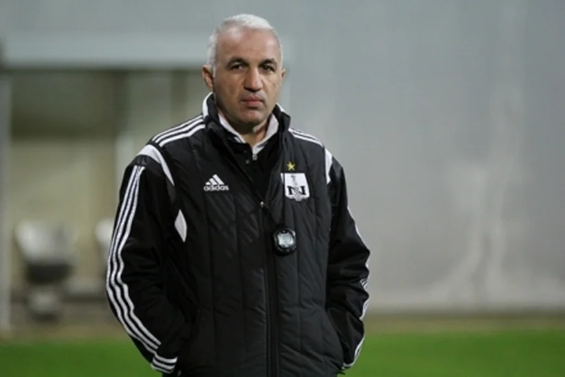 ​Arif Əsədov Robert Prosineçkinin Neftçi barədə fikirlərinə münasibət bildirib