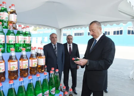 Prezident İlham Əliyev Gədəbəy limonad zavodunun açılışında iştirak edib - FOTO