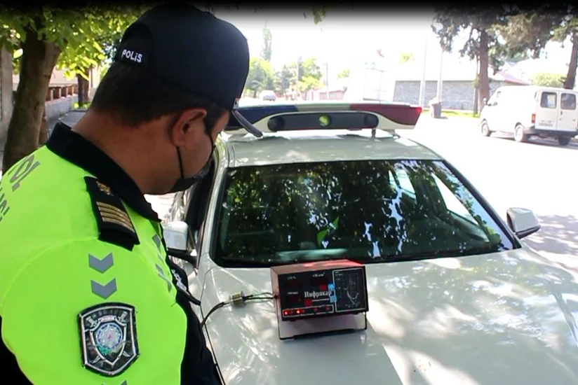 Qaxda reyd keçirildi, sürücülər cərimələndi