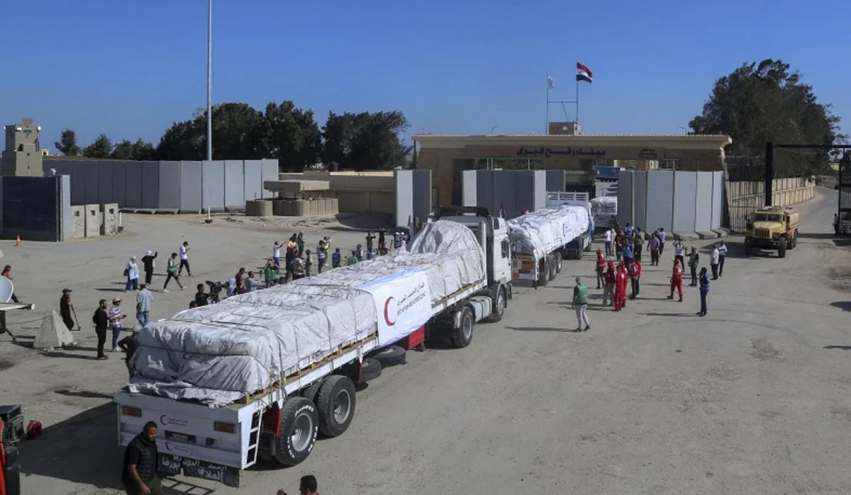 20 killed as aid truck overturns in Gaza