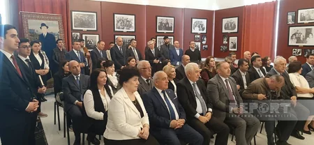 Gəncədə Mir Cəlal Paşayevin ev muzeyində elmi konfrans keçirilib - YENİLƏNİB