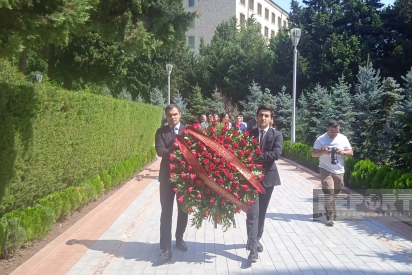 OIC delegation visits Alleys of Honor and Martyrs