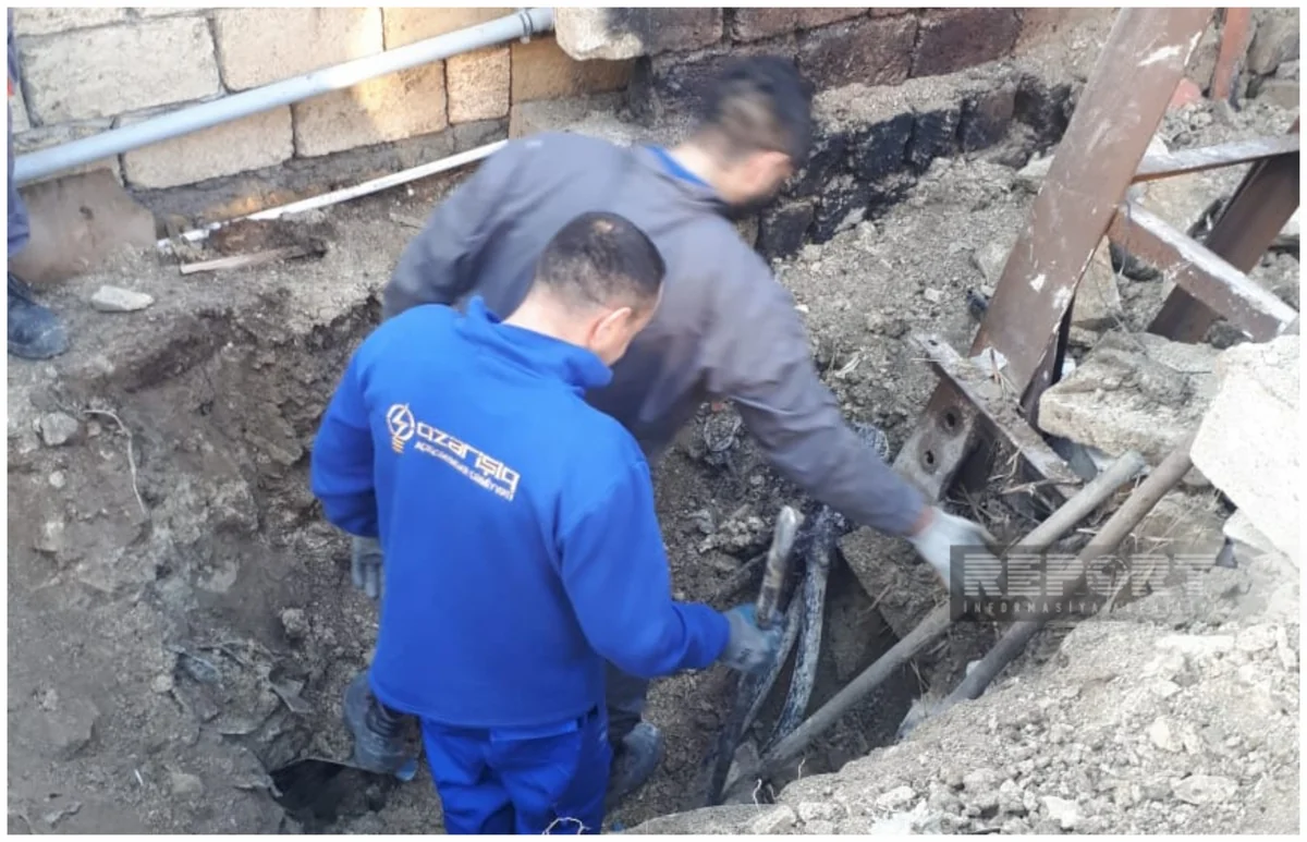 Жители ряда улиц Абшеронского и Бинагадинского районов остались без света из-за фейрверков