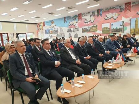 Ankarada ümummilli lider Heydər Əliyevin xatirəsinə həsr olunmuş tədbirlər keçirilib
