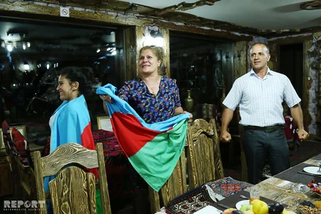 Rio-2016: Elmar Qasımovun ailəsinin həyəcanı və sevinci - FOTO - VİDEO