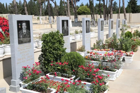 Milli Qəhrəman İlqar Mirzəyevin məzarı ziyarət olunub
