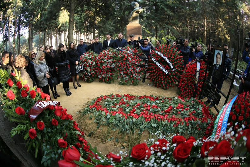 Jalal Aliyev buried next to grave of his brother Agil Aliyev