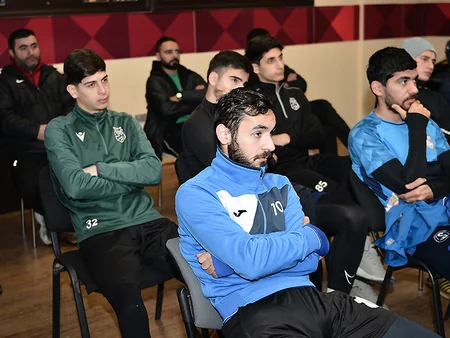 Azərbaycan I Liqası klubunun üzvlərinə danışılmış oyunlarla bağlı seminar keçirilib