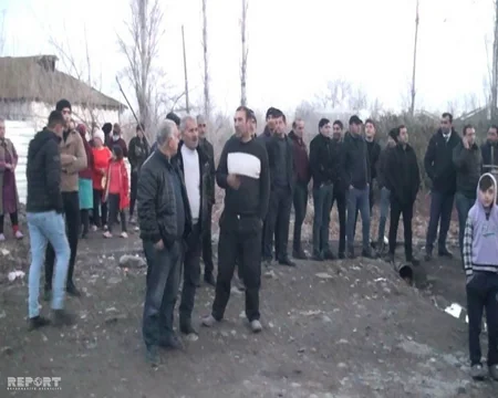 Bərdədə məktəb binasında yanğın olub - FOTO