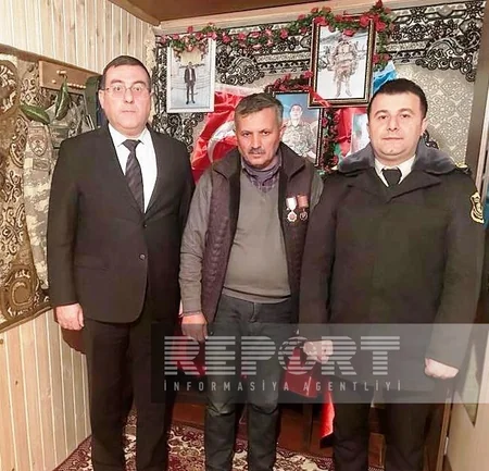 Tovuzda bir neçə şəhidin orden və medalları ailə üzvlərinə təqdim edilib 