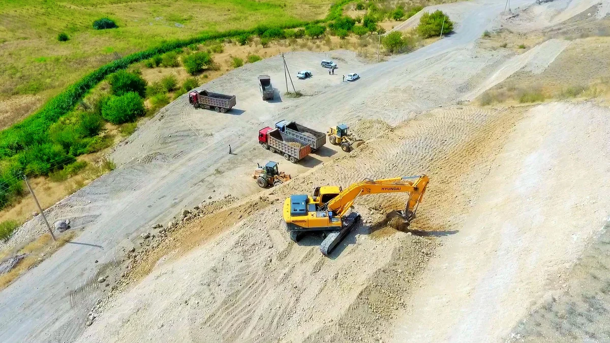 Azerbaijan building new roads to liberated districts