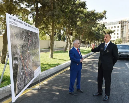 ​Prezident İlham Əliyev Bakının üç küçəsində aparılan abadlıq və yenidənqurma işlərindən sonrakı vəziyyətlə tanış olub