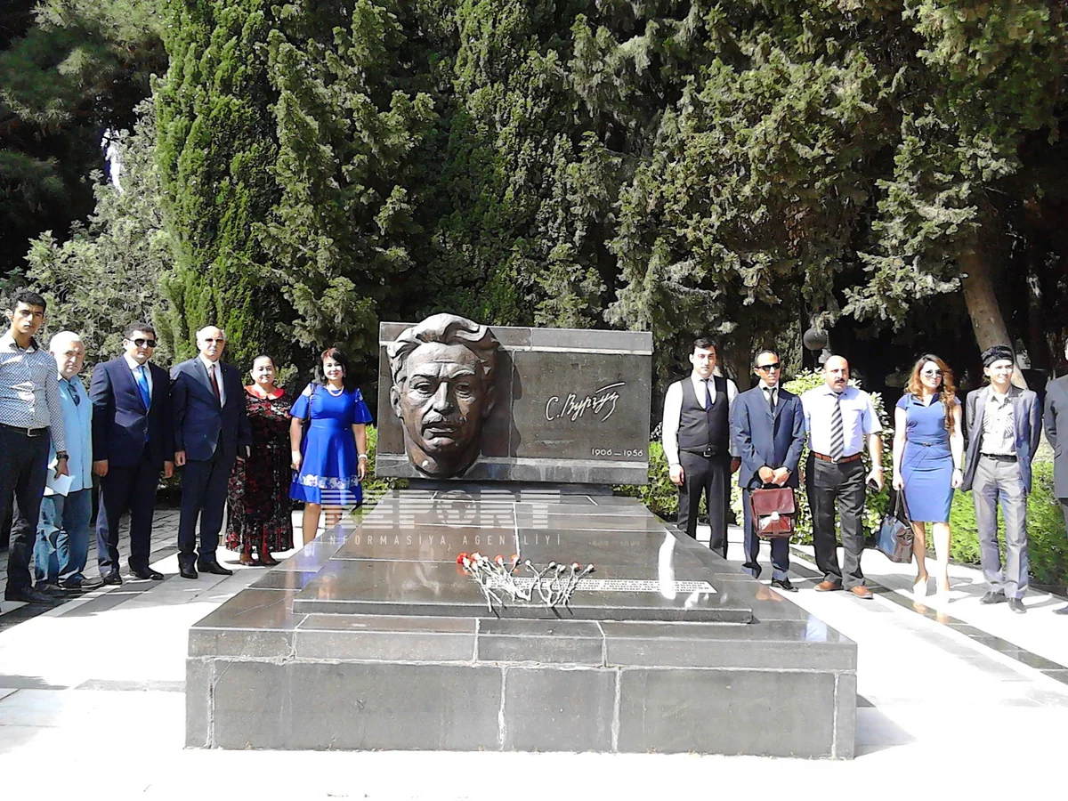 Bakıda V Şairlər Günü qeyd olunur