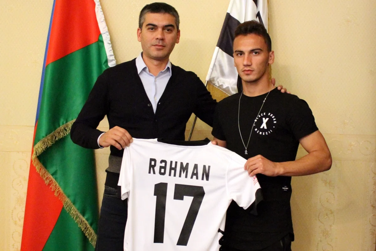 Neftchi FC extends contract with a midfielder