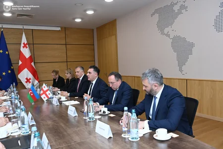 Azerbaijan, Georgia mull bilateral ties