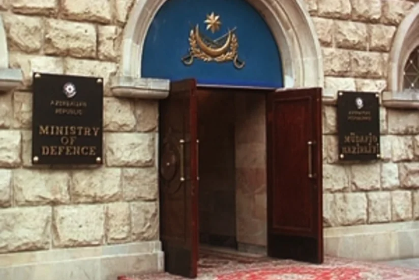​Müdafiə Nazirliyi: Əsgər silahla davranış qaydalarının pozulması nəticəsində həlak olub
