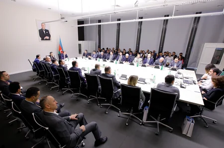 Uyğun qiymətə mənzil bazarında əməkdaşlıq mövzusunda tədbir keçirilib