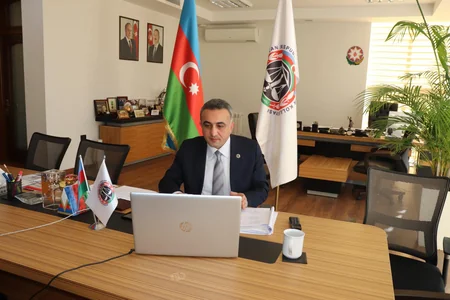 Vətən müharibəsindən qayıdan döyüşçü vəkilliyə qəbul olundu