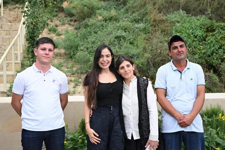 Leyla Əliyeva Şamaxıda tarixi abidələrdə aparılan işlərlə tanış olub