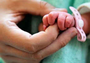 Şəkidə boğazında tıxanma yaranan 3 aylıq körpə ölüb