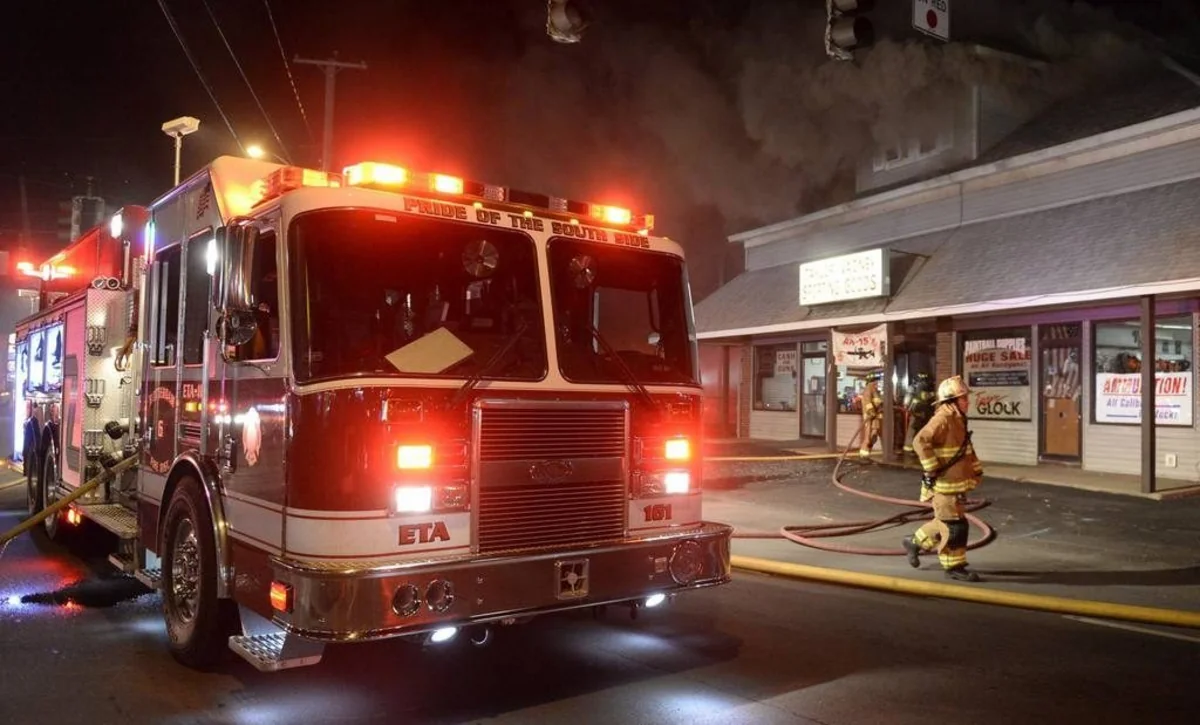 Niderlandda keçmiş AES binasında yanğın olub