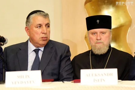 Dini Qurumlarla İş üzrə Dövlət Komitəsinin yaradılmasının 15 illiyi ilə bağlı konfrans keçirilib - FOTO