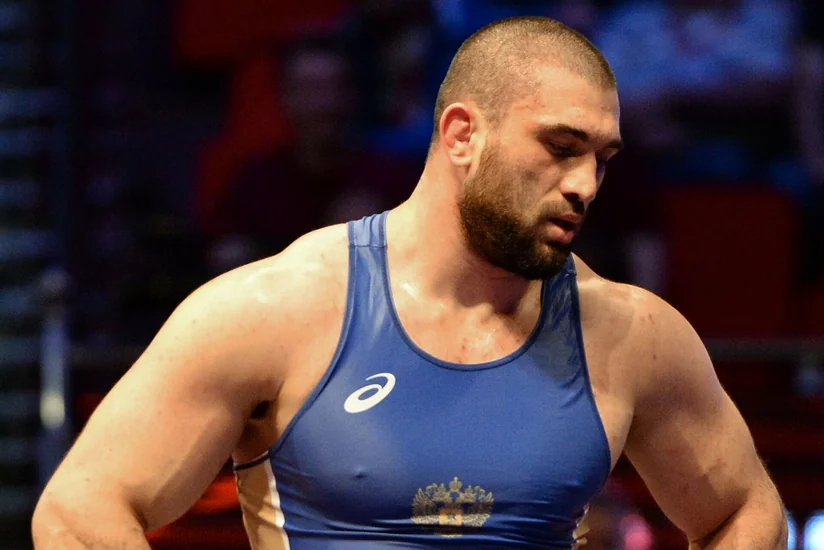 Azərbaycan güləşçisinə qalib gələn Rusiya təmsilçisi dopinqə görə cəzalanıb