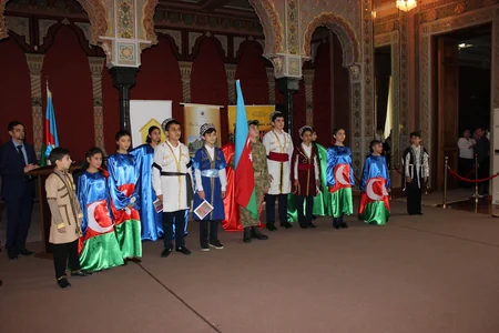 Состоялось мероприятие по случаю 100-летия государственного флага Азербайджана