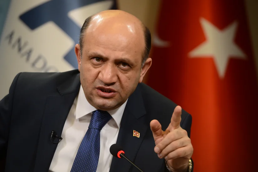 Türkiyənin müdafiə naziri İraqla sərhədyanı bölgəyə gedib