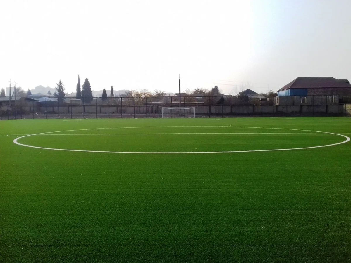 AFFA Gəncə şəhər stadionunda daha bir meydanın ot örtüyünü dəyişib