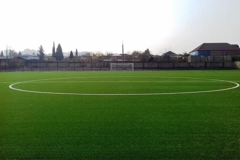 AFFA Gəncə şəhər stadionunda daha bir meydanın ot örtüyünü dəyişib