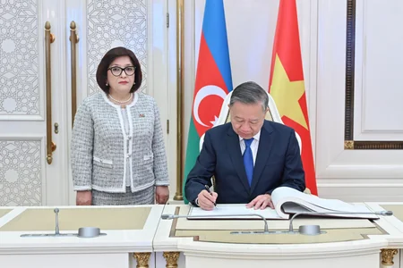 Sahibə Qafarova vyetnamlı həmkarını Azərbaycana səfərə dəvət edib