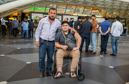 Türkiyəyə göndərilən daha 6 qazimiz sağalaraq Vətənə dönüb