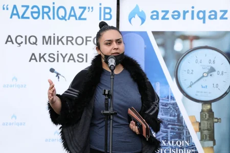 Rəsmi şəxslər Hövsanda sahibkarların problem və təkliflərini dinləyib