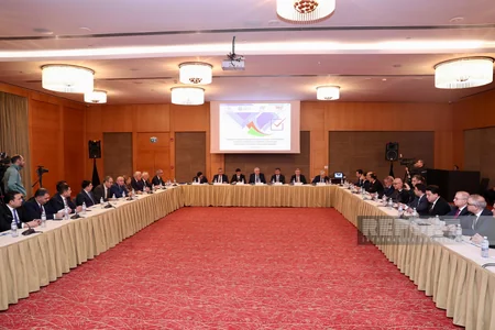 Media subyektlərinin bərabər seçkiqabağı təşviqat imkanları ilə bağlı müzakirələr aparılıb