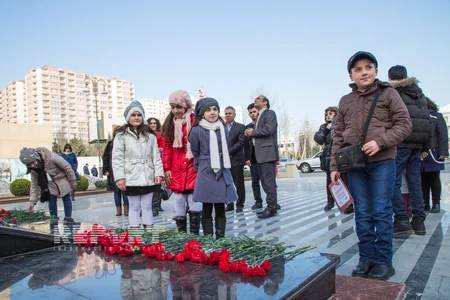 Xocalı balaca rəssamların gözü ilə - FOTOREPORTAJ