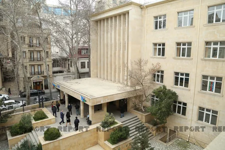 İdarə müdiri: Bakıda 675 müəllim tədrisə cəlb olunmayıb