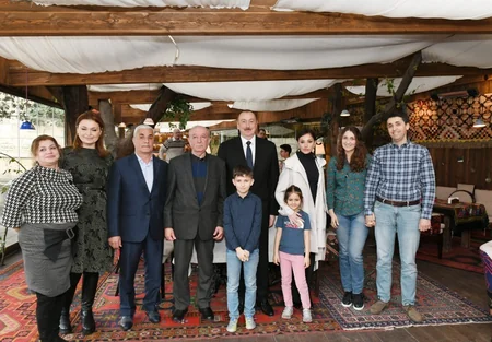 Prezident İlham Əliyev Novruz bayramı münasibətilə ümumxalq şənliyində iştirak edib - YENİLƏNİB-3