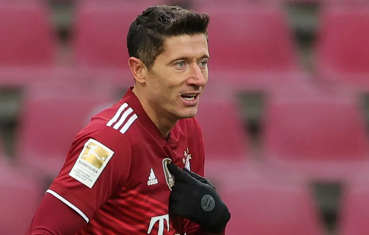 Bavariya dünyanın ən yaxşı futbolçusunu transferə çıxarır