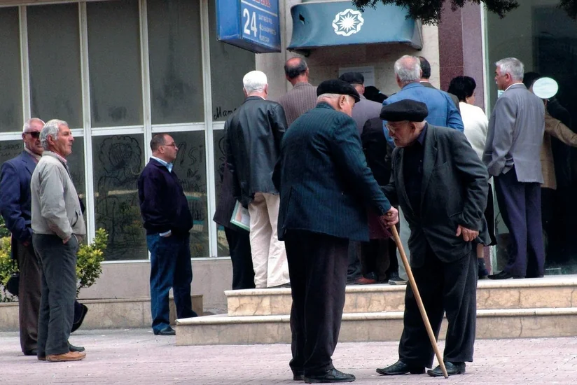 Nazirlik: Avqust ayı üzrə pensiyalar hesablara köçürülüb