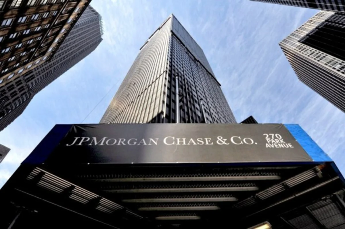 JP Morgan Chase: Dollar qlobal ehtiyat valyutası statusunu itirə bilər