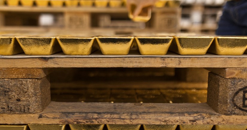 Gold prices drop amid rising US treasury yields