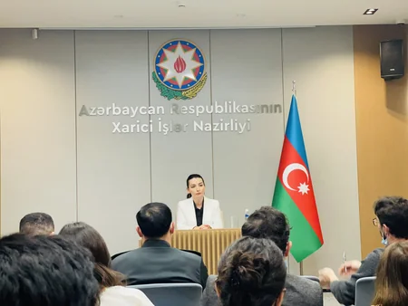 Jurnalistlər üçün təşkil edilmiş üçgünlük təlimlər başa çatıb