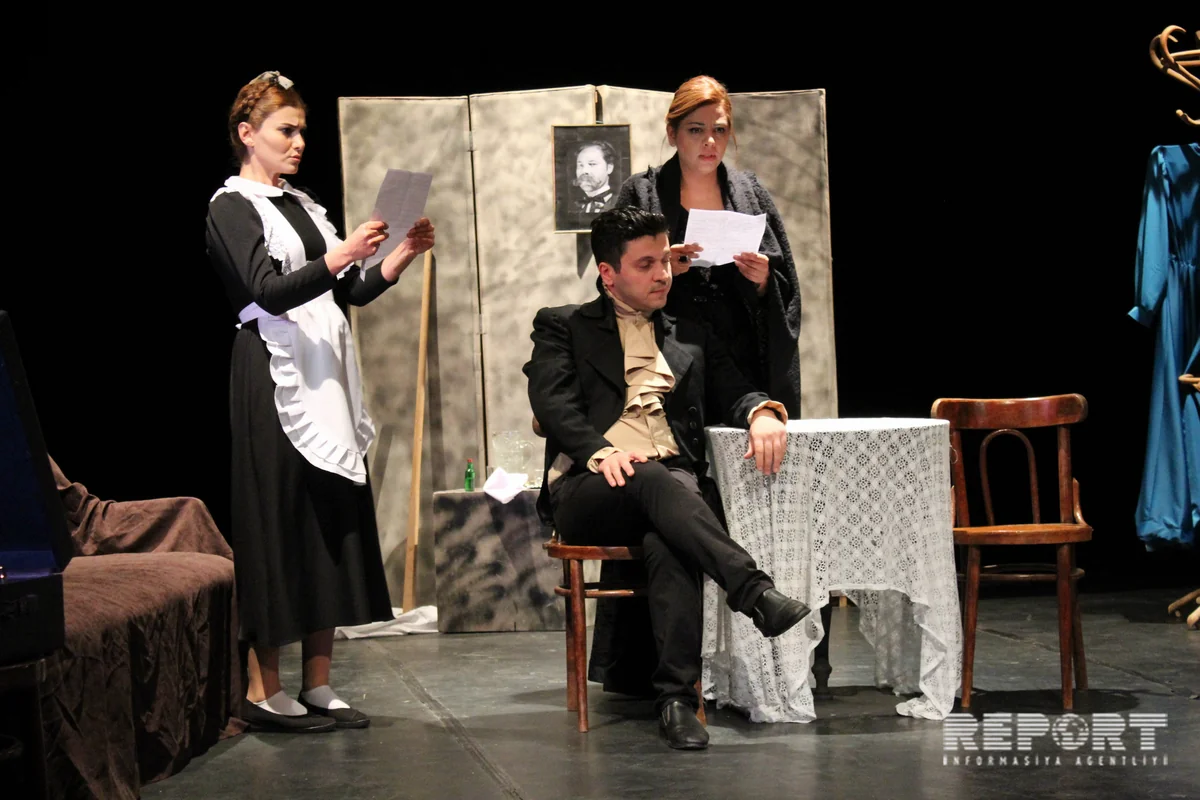 Tbilisidəki Azərbaycan teatrı yeni tamaşa təqdim edib - FOTO