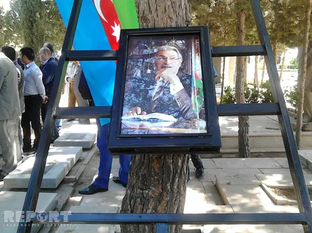 Söhrab Tahir II Fəxri xiyabanda dəfn edilib