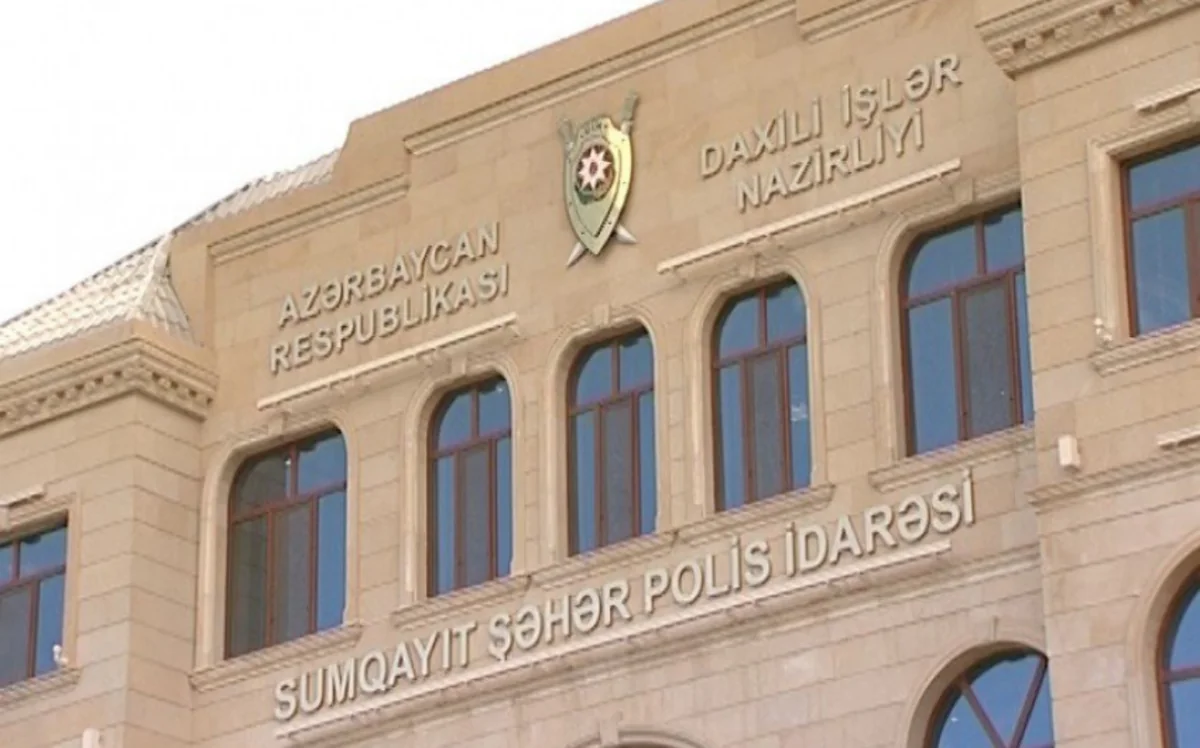 Azərbaycanda sürücü polis şöbəsində ölüb