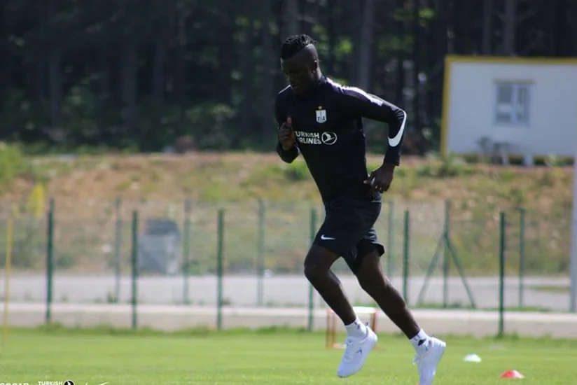 Neftçinin sabiq hücumçusu Misir klubuna keçdi