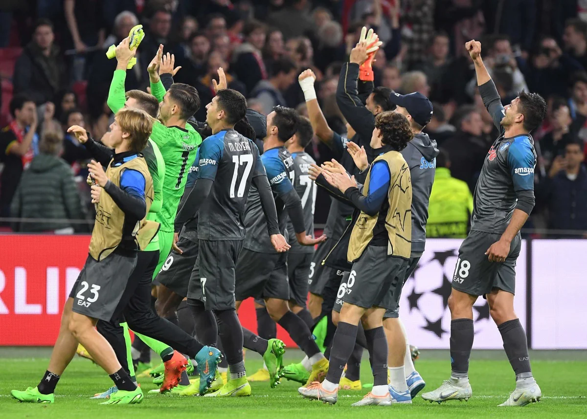 Çempionlar Liqası: Napoli İtaliya futbolunun tarixinə düşüb