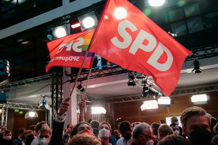 ZDF: Социал-демократы выигрывают выборы в бундестаг ФРГ